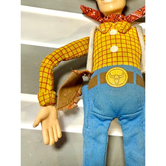 Vintage Toy Story Woody 11" Figure Doll DisneyPixar Burger King 1995 - Picture 4 of 9